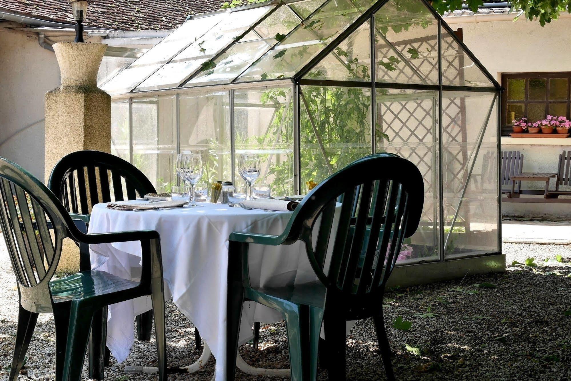Auberge Le Rabelais Malay-le-Petit エクステリア 写真